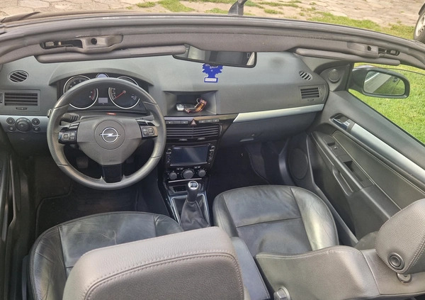 Opel Astra cena 18500 przebieg: 188000, rok produkcji 2007 z Rybnik małe 232